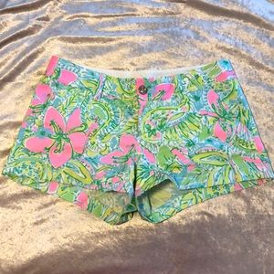 Lily Pulitzer Walsh Short Size 6